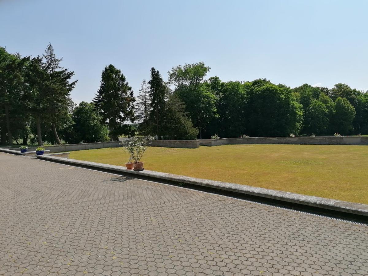 Schloss Wichmannsdorf Kröpelin Eksteriør bilde