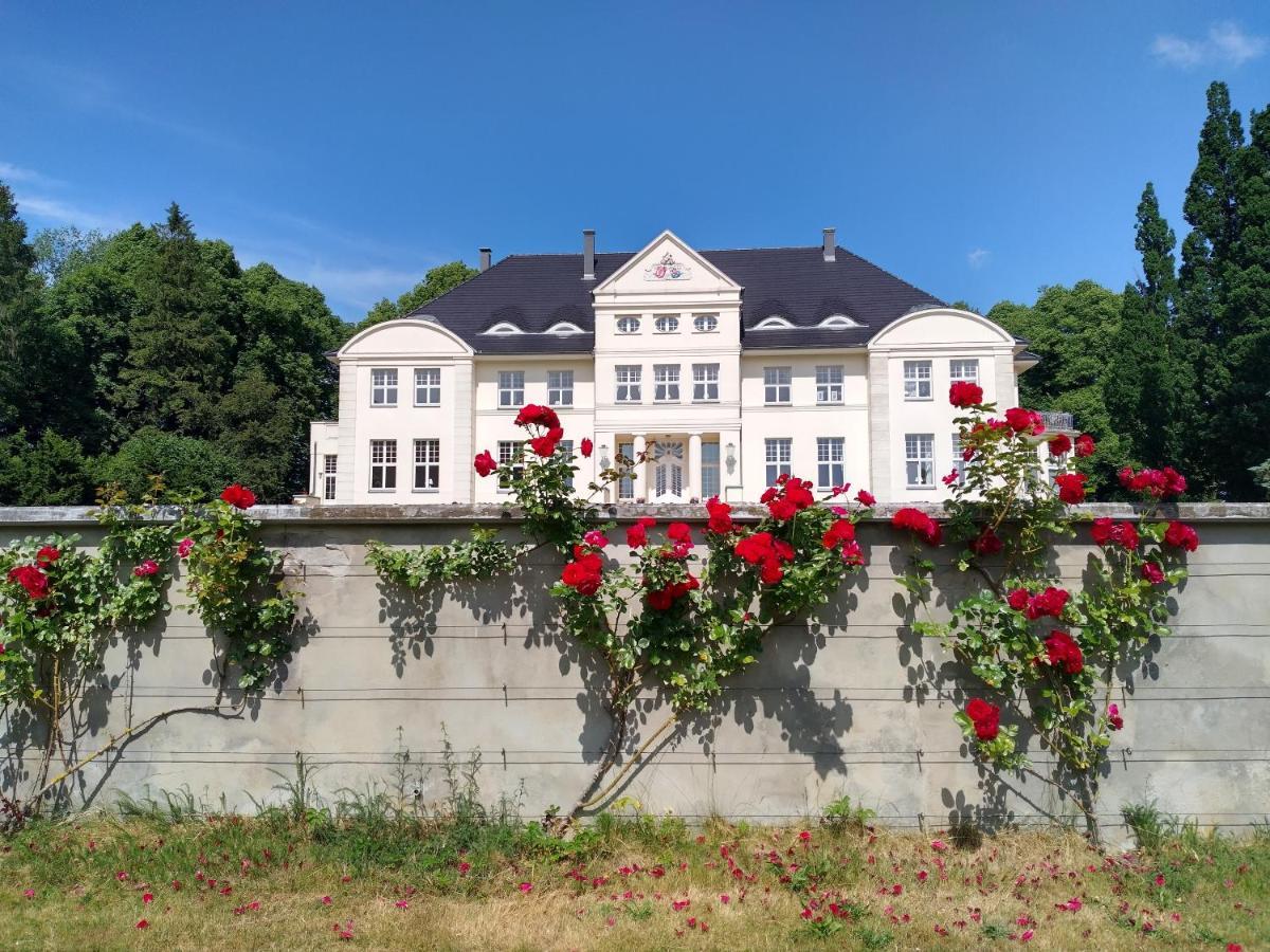 Schloss Wichmannsdorf Kröpelin Eksteriør bilde