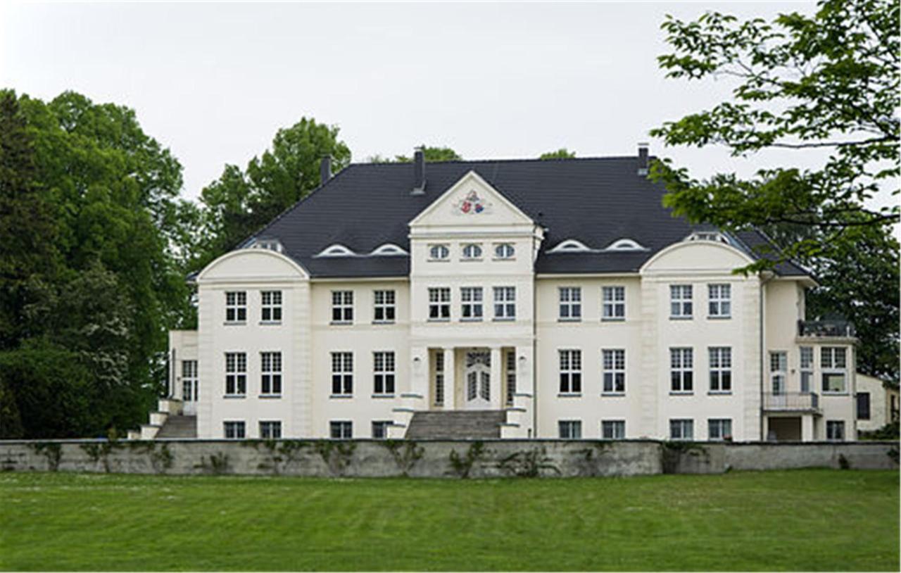 Schloss Wichmannsdorf Kröpelin Eksteriør bilde